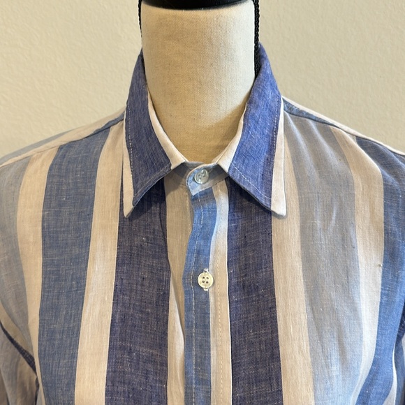 Men’s Linen Button Down Shirt - Picture 2 of 4